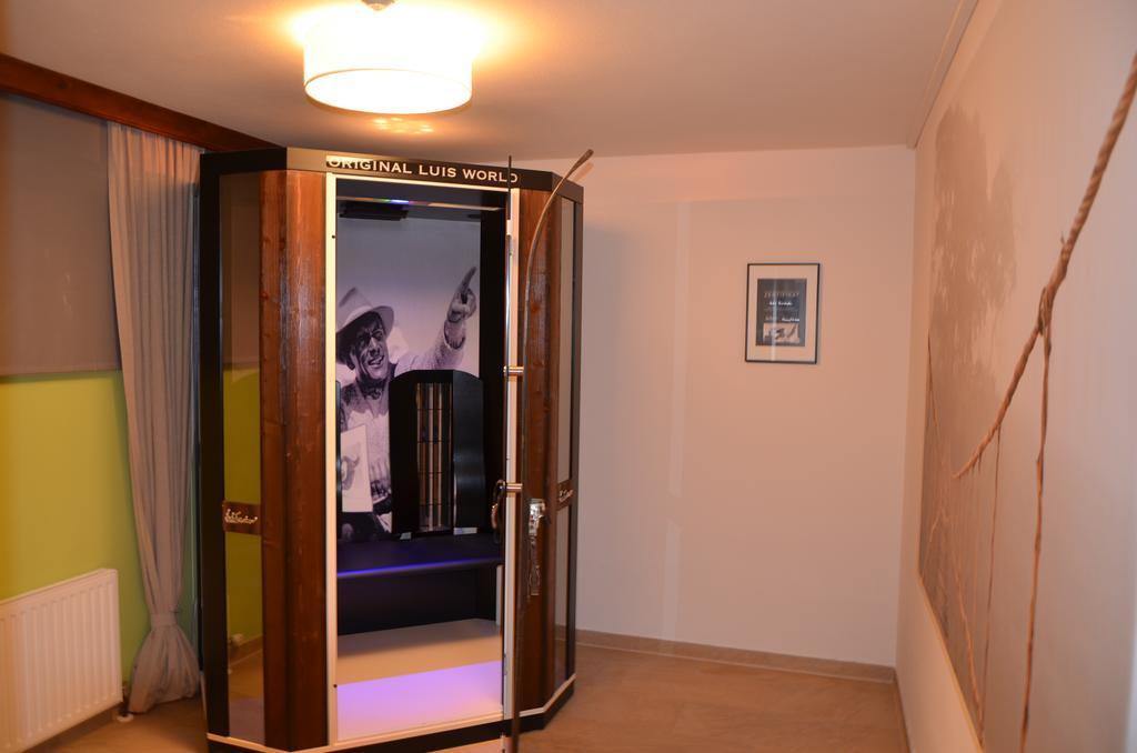 Dahoam By Sarina - Rooms & Suites Zell am See Ngoại thất bức ảnh