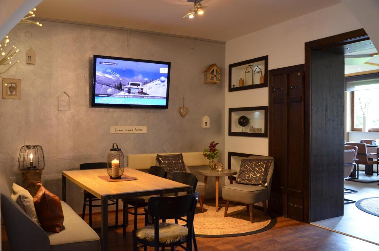 Dahoam By Sarina - Rooms & Suites Zell am See Ngoại thất bức ảnh