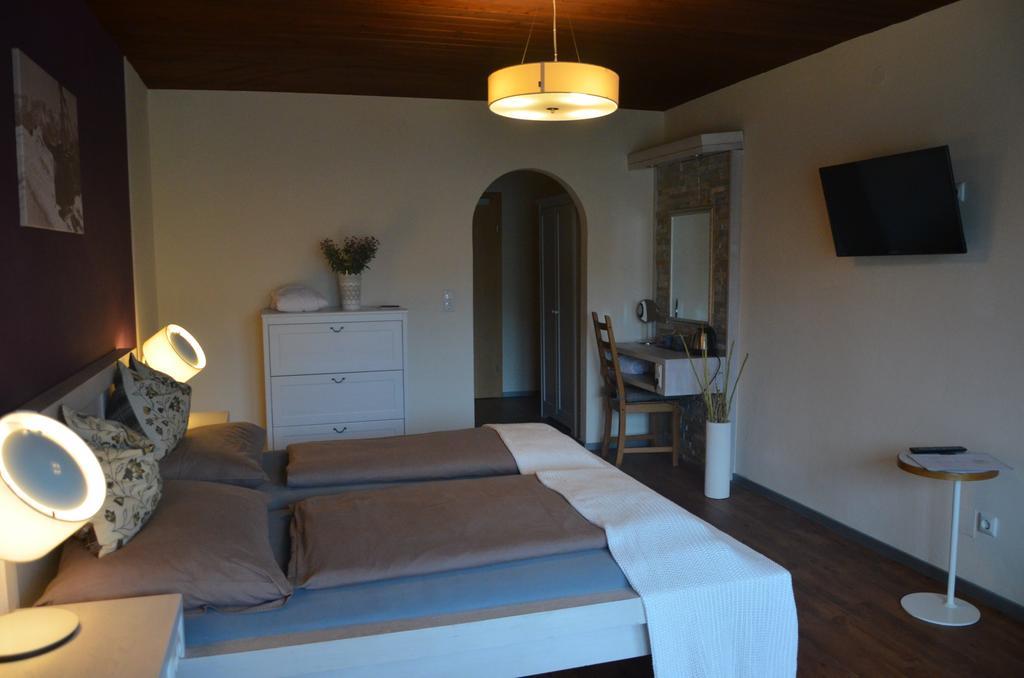 Dahoam By Sarina - Rooms & Suites Zell am See Ngoại thất bức ảnh