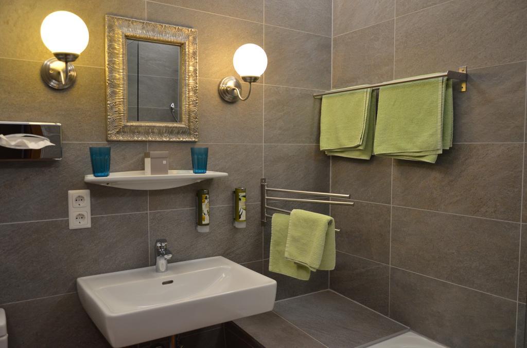 Dahoam By Sarina - Rooms & Suites Zell am See Phòng bức ảnh