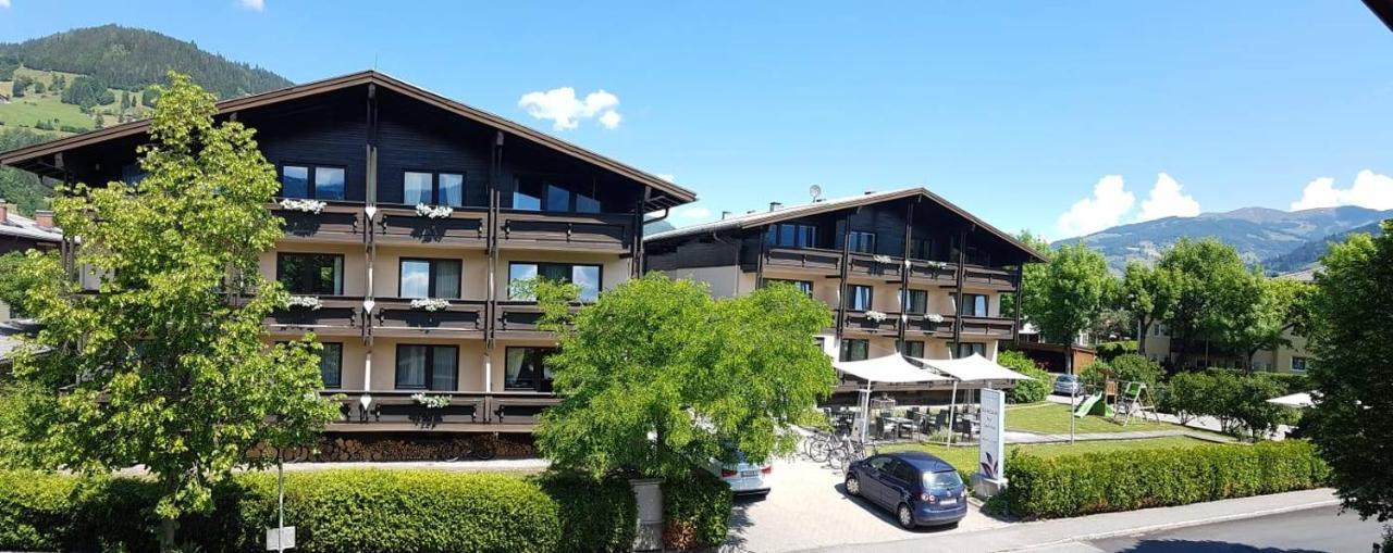Dahoam By Sarina - Rooms & Suites Zell am See Ngoại thất bức ảnh